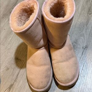 UGG Australia Baby Pink perforated boots 8